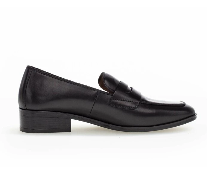 Gabor Naisten Loaferit Mustat | FI0001726