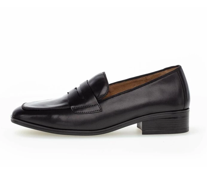 Gabor Naisten Loaferit Mustat | FI0001726